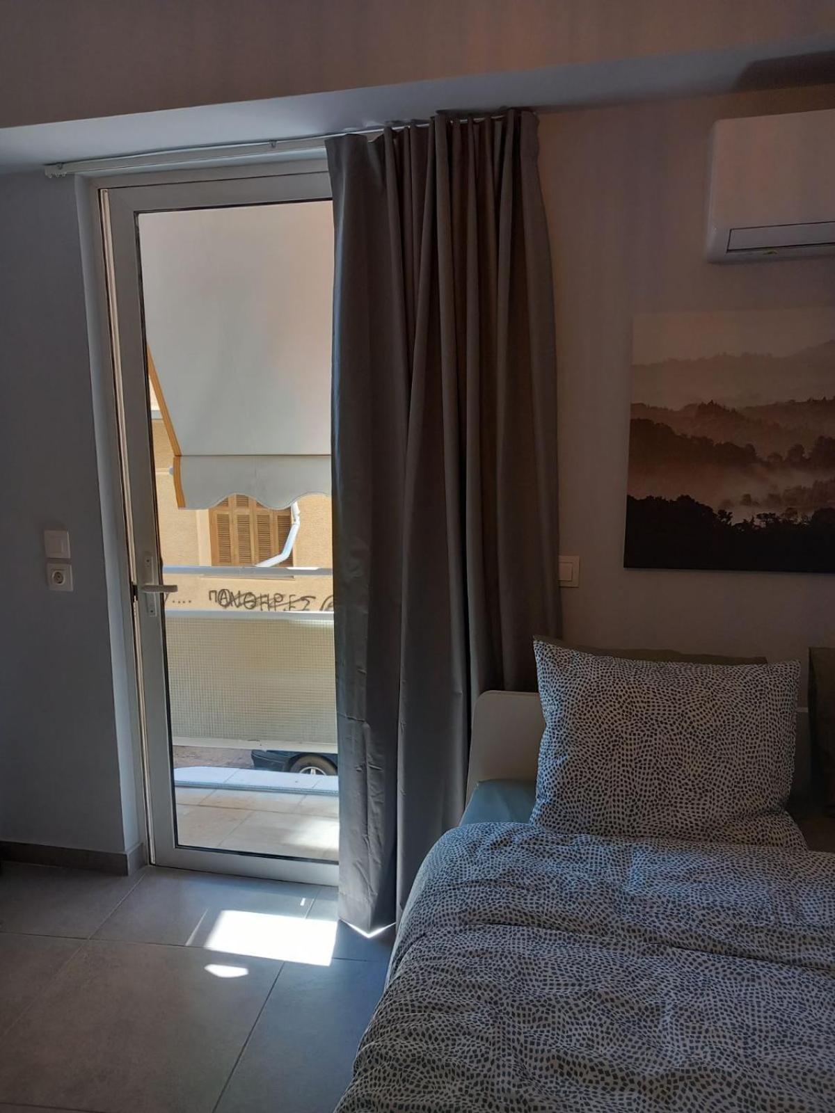 Leo Apartment